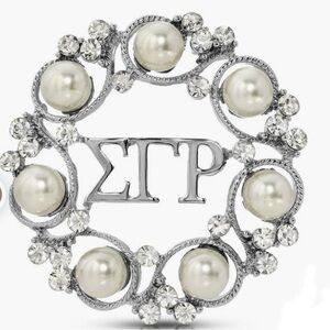 BRAND NEW ΣΓΡ Symbolic 7 Pearls Brooch